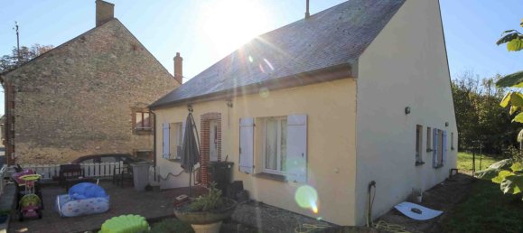 Casa de 3 dormitorios en Chatillon-Coligny, France No. 220922 21