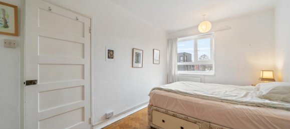 1 bedroom Apartment in London, United Kingdom No. 4608 9
