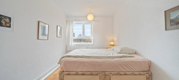 1 bedroom Apartment in London, United Kingdom No. 4608 8