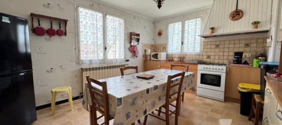3 bedrooms House in Montfermeil, France No. 354463 3