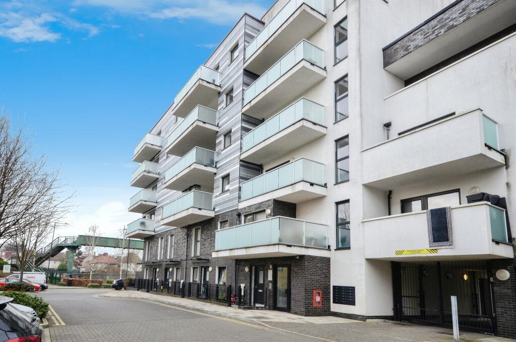 2 Schlafzimmer Wohnung in Wembley, United Kingdom, Nr. 6356