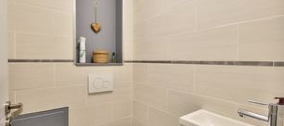 2 bedrooms House in Macon, France No. 300212 8