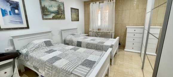 6 bedrooms Villa in Guardamar del Segura, Spain No. 8621 17