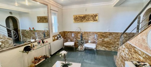 6 bedrooms Villa in Guardamar del Segura, Spain No. 8621 25