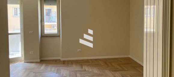 4 Schlafzimmer Wohnung in Rome, Italy, Nr. 334310 14