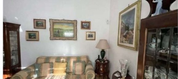 4 rooms Apartment in Pomezia, Italy No. 187841 3