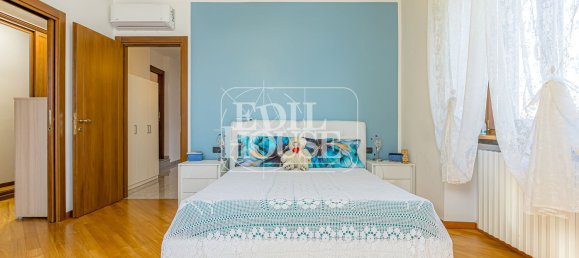 5-salle Maison à Como, Italy No. 260518 48