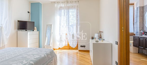 5-salle Maison à Como, Italy No. 260518 46