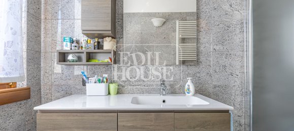 5-salle Maison à Como, Italy No. 260518 24