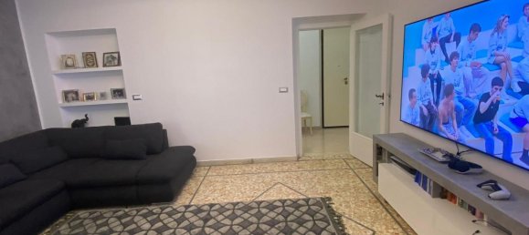 5 rooms Apartment in Florence, Italy No. 32985 60