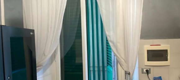 5 rooms Apartment in Florence, Italy No. 32985 87