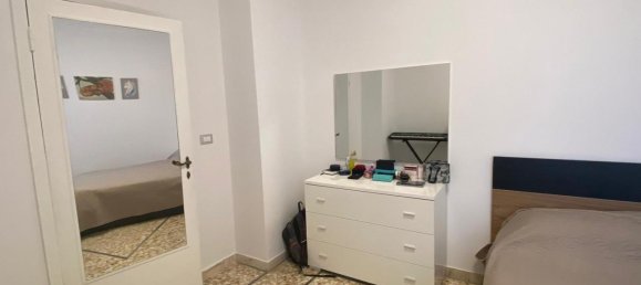 5 rooms Apartment in Florence, Italy No. 32985 7