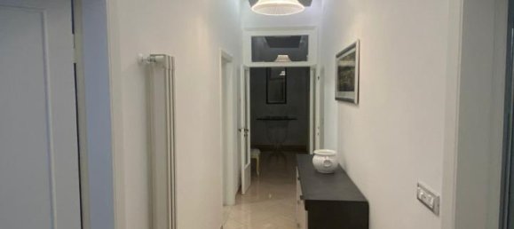 5 rooms Apartment in Florence, Italy No. 32985 93