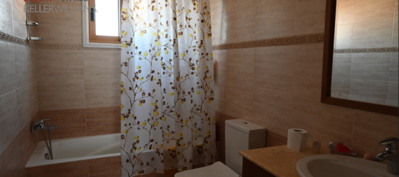 3 dormitorios adosado en venta en Pervolia, Larnaka, Cyprus № 175540 5