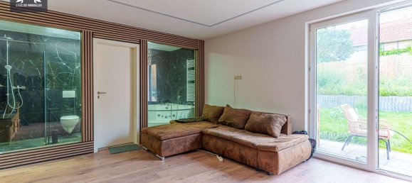 6 bedrooms Townhouse in Salzlandkreis, Germany No. 241550 11