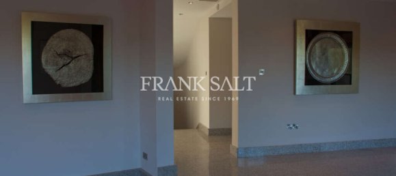 3 bedrooms Villa in Mosta, Malta No. 6446 10