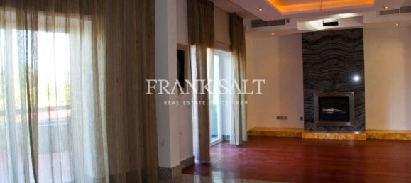 3 bedrooms Villa in Mosta, Malta No. 6446 8