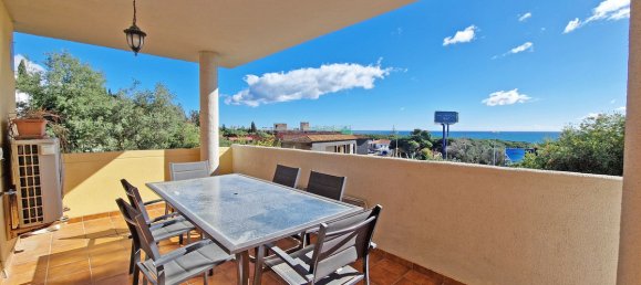Apartamento de 3 dormitorios en Marbella, Spain No. 32286 8