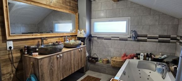 4 bedrooms House in Marnaz, France No. 240048 5