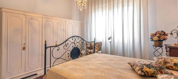 6 bedrooms Villa in Cascina, Italy No. 380643 15