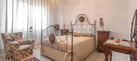 6 bedrooms Villa in Cascina, Italy No. 380643 14