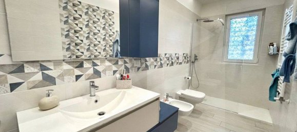 4-salle Appartement à Bitritto, Italy No. 20249 69