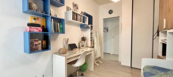 4-salle Appartement à Bitritto, Italy No. 20249 92