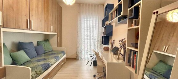 4-salle Appartement à Bitritto, Italy No. 20249 87