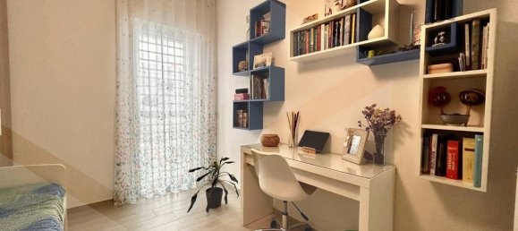 4-salle Appartement à Bitritto, Italy No. 20249 90