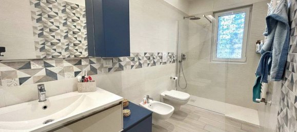 4-salle Appartement à Bitritto, Italy No. 20249 67