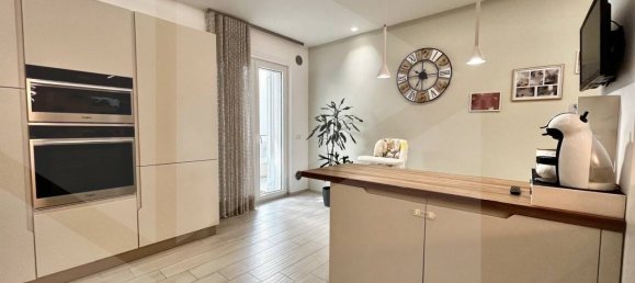 4-salle Appartement à Bitritto, Italy No. 20249 25