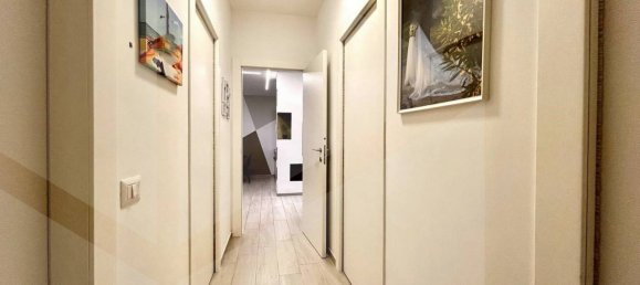 4-salle Appartement à Bitritto, Italy No. 20249 49