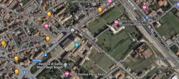 3 rooms Apartment in Assisi, Italy No. 43019 2