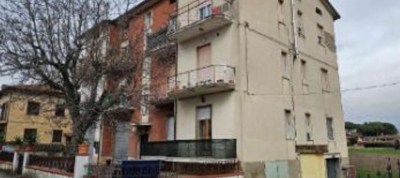 3 rooms Apartment in Assisi, Italy No. 43019 3