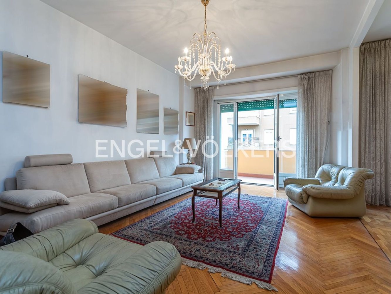 4 rooms Apartment in Rome, Italy No. 68735