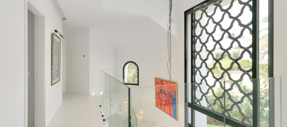 Villa de 4 dormitorios en Marbella, Spain No. 96515 21