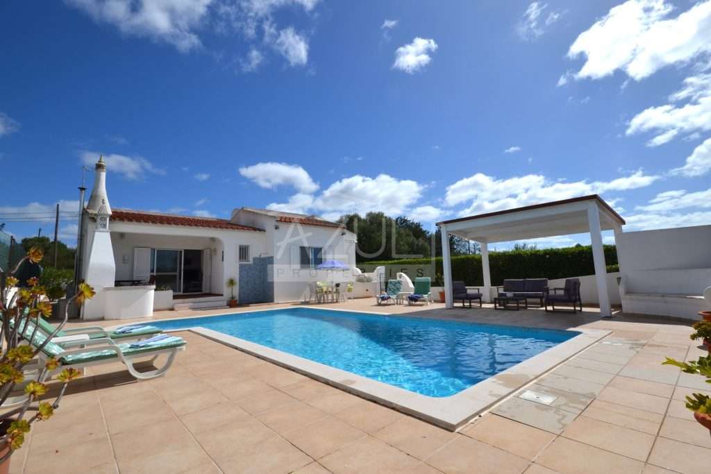 2 bedrooms House in Loule, Portugal No. 13879