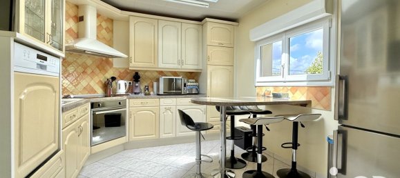 4 bedrooms House in Cheix-en-Retz, France No. 331100 2