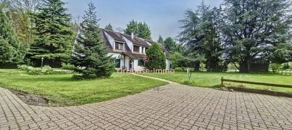 7 bedrooms Castles in Poigny-la-Foret, France No. 173453 2