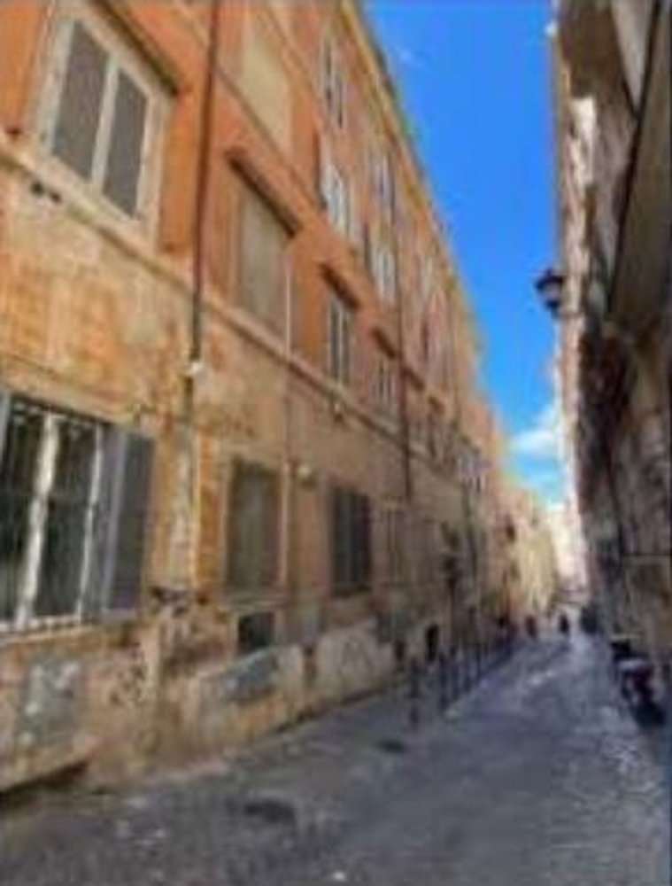 Коммерческая недвижимость 85м² в Рим, Италия № 380172