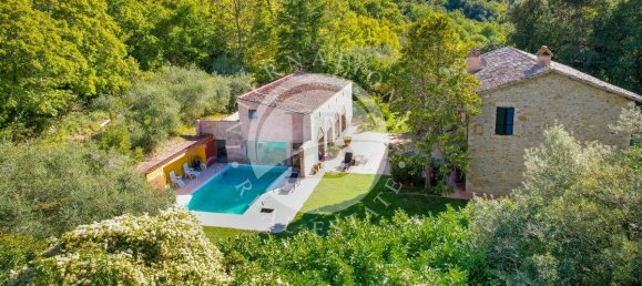 Вилла с 5 спальнями в Перуджа, Италия № 332814 5