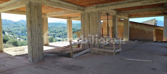 6 bedrooms House in Valdina, Italy No. 165154 9