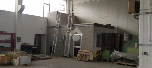 8 rooms Warehouse in San Carlo Canavese, Italy No. 53975 26