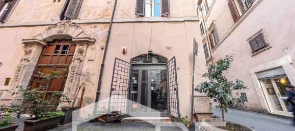 100m² Commercial property in Rome, Italy No. 78582 2