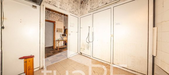 100m² Commercial property in Rome, Italy No. 78582 20