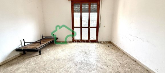 Вилла с 6 комнатами в Казалетто Чередано, Италия № 213975 22