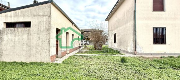 Вилла с 6 комнатами в Казалетто Чередано, Италия № 213975 14