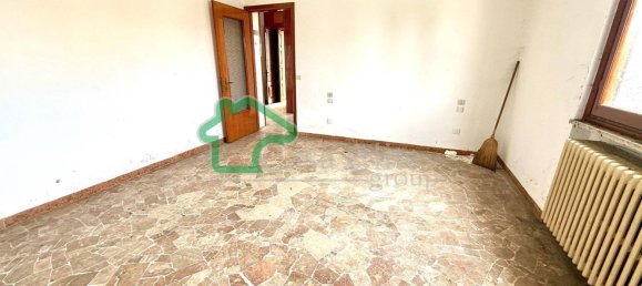 Вилла с 6 комнатами в Казалетто Чередано, Италия № 213975 31