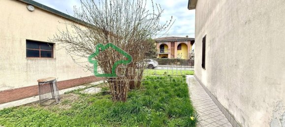 Вилла с 6 комнатами в Казалетто Чередано, Италия № 213975 16