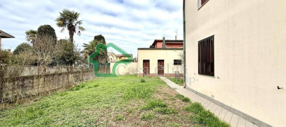 Вилла с 6 комнатами в Казалетто Чередано, Италия № 213975 13